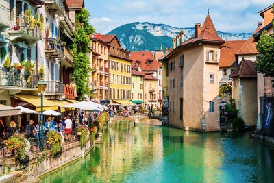 Historic Towns Better Than Venice (at 70% Less Cost) – 2025 Guide