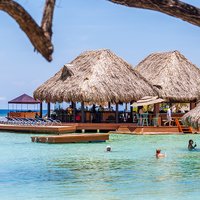 Caribbean Islands That Beat Hawaii in 2025 (At 70% Less Cost) – Travel Guide