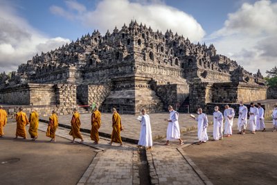 5 Ancient Ruins Better Than Machu Picchu (No Crowds or Reservations!) – 2025 Travel Guide